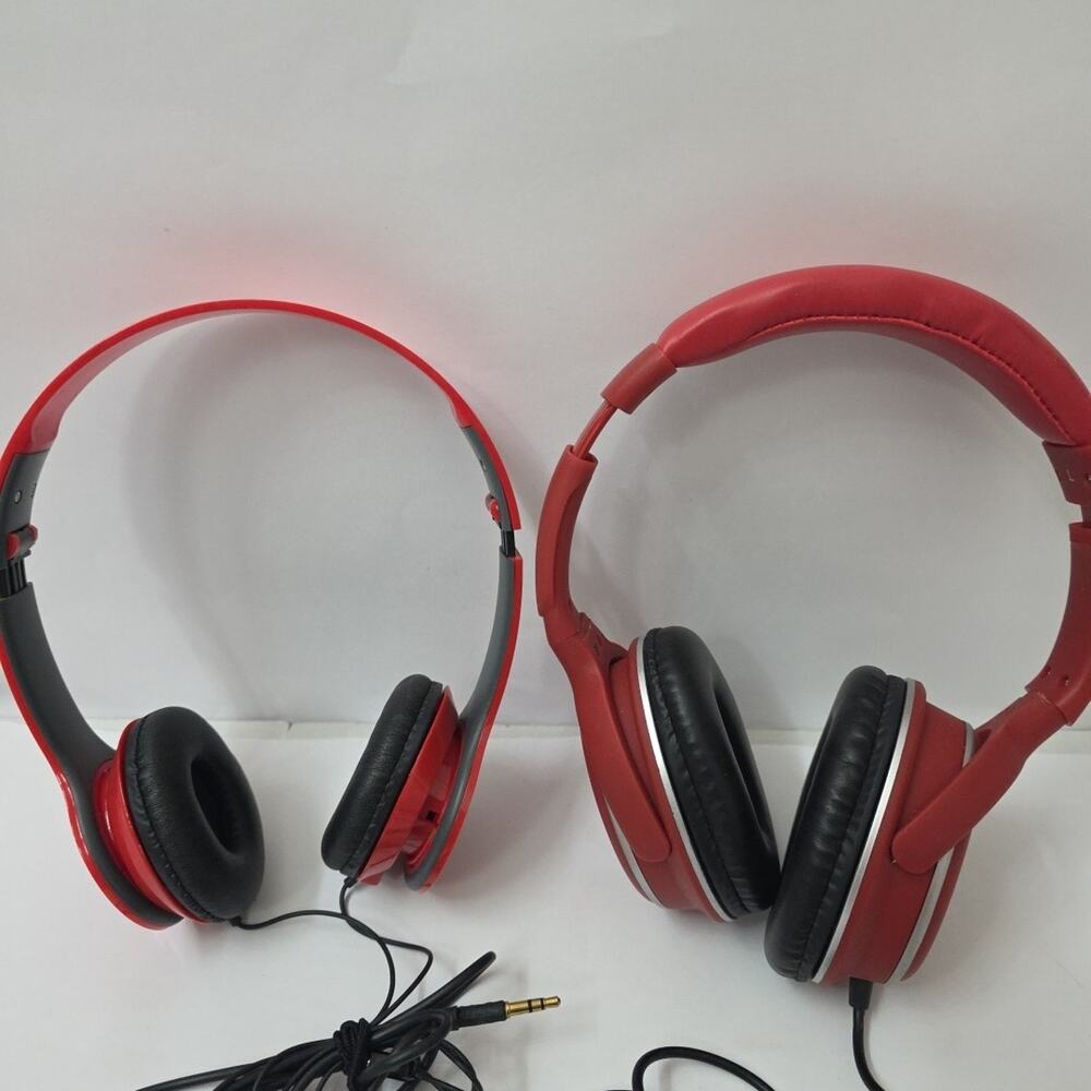 Lot Of 2 Red Wired Headsets 1 Coby Plus 1 Promo Bacardi Working